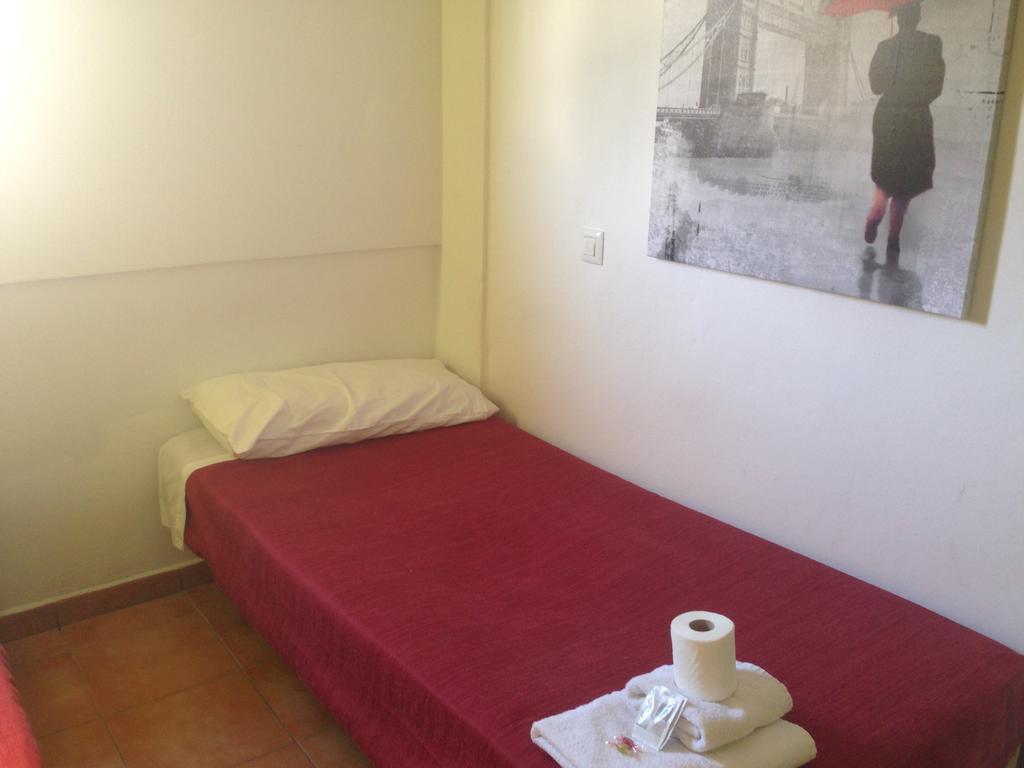 Albergue Juvenil New Age Hostel Palma de Mallorca Room photo