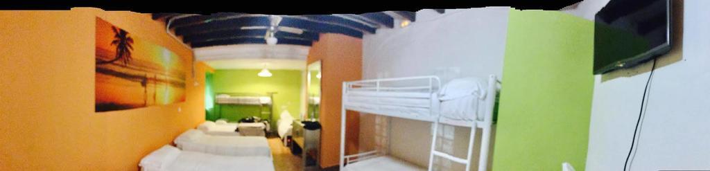 Albergue Juvenil New Age Hostel Palma de Mallorca Exterior photo